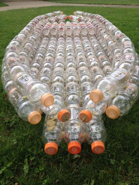 The-boat-out-of-plastic-bottles-10 (450x600, 279Kb)