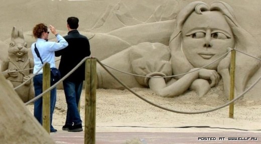 1220314915_best-sand-sculptures5 (520x288, 35Kb)