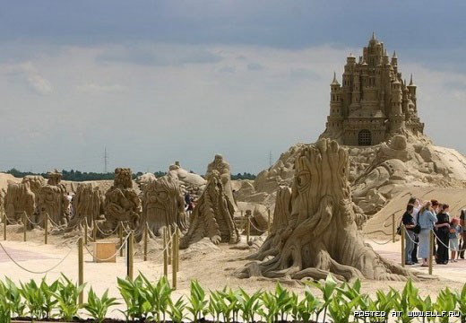 1220314953_best-sand-sculptures25 (520x360, 51Kb)