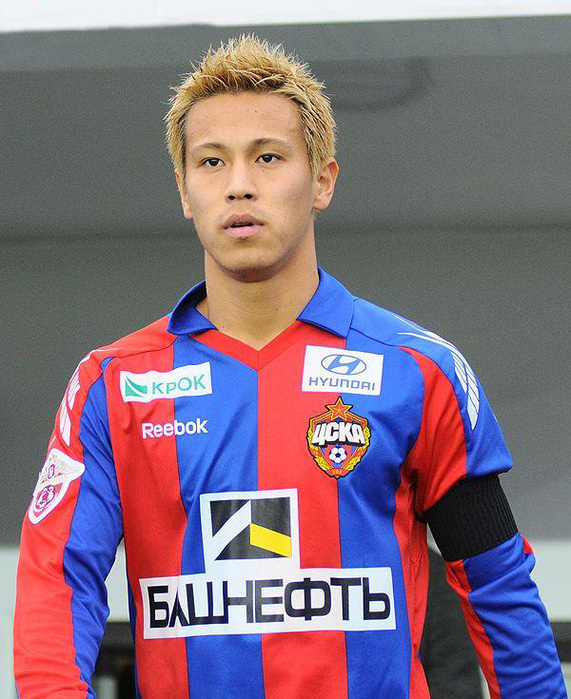 Keisuke_Honda_CSKA (571x700, 194Kb)