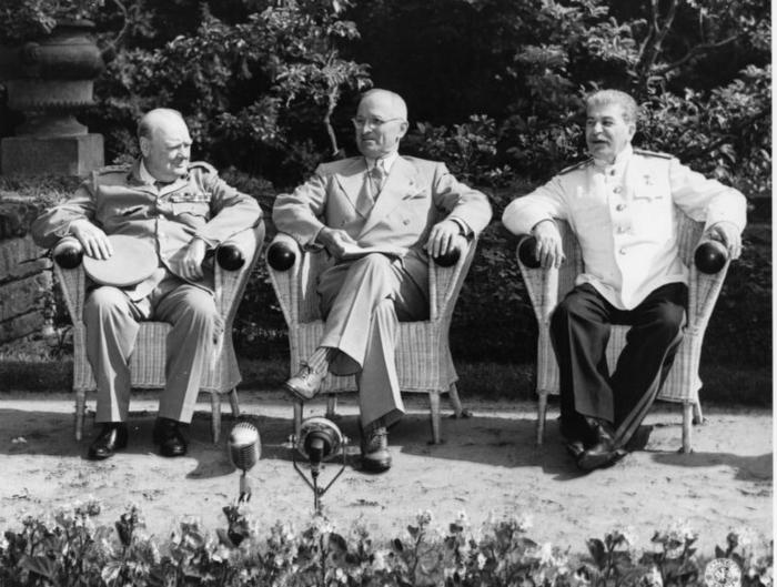 Potsdam_conference_1945-6 (700x529, 67Kb)