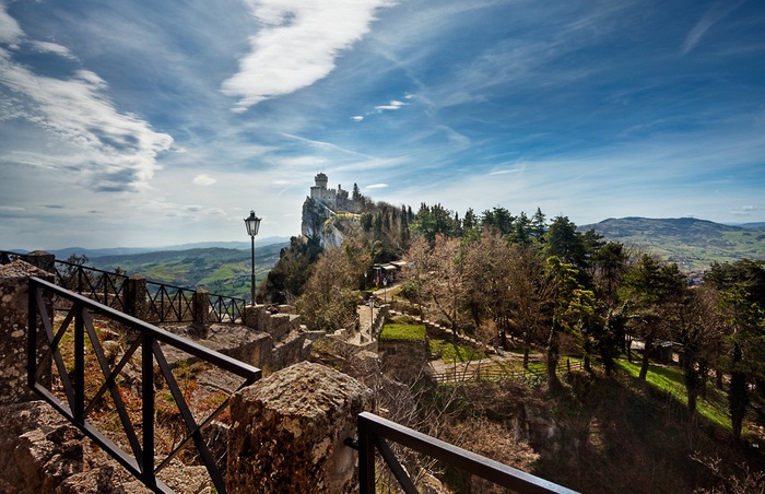 San-Marino-III-a20806253 (700x452, 140Kb)