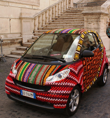 4470783_crochetcoveredsmartcarrome (470x505, 96Kb)