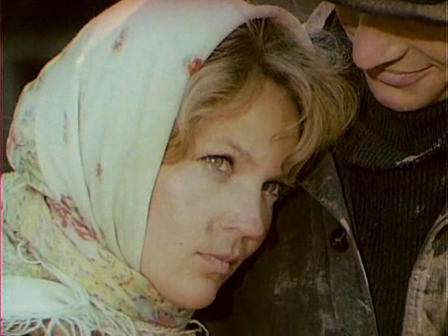 Александра Завьялова Разделась – Тени Исчезают В Полдень (1971)