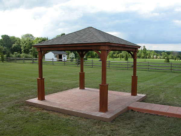 12x12 Traditional Wood Pavilion (600x450, 84Kb)