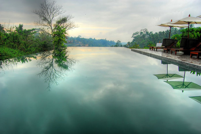 bassein-infiniti-03 (700x467, 64Kb)