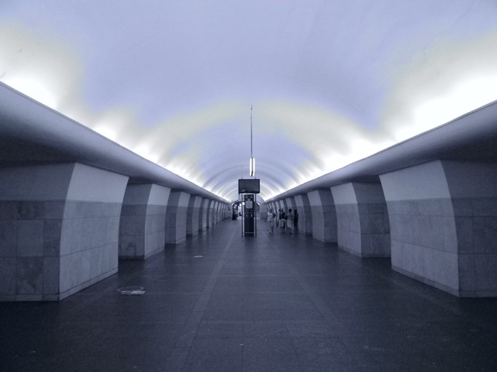 3014304_Oktyabrskaya_KRL (700x525, 175Kb)