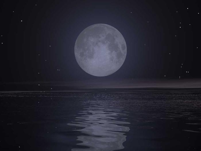 MoonOnWater (700x525, 94Kb)
