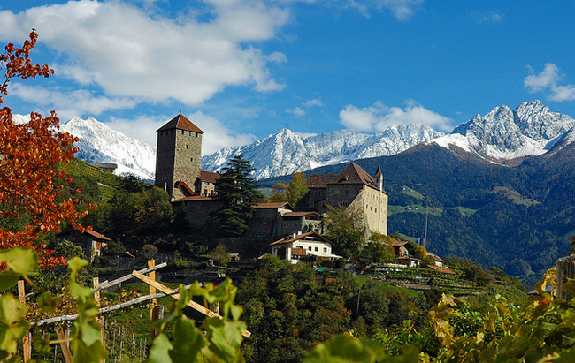 Schloss Tirol  Flickr - Photo Sharing! (650x411, 658Kb)