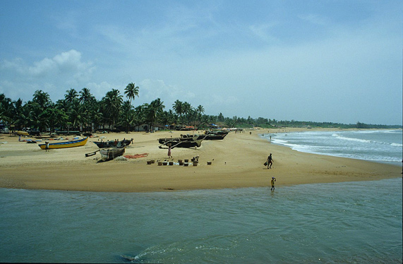 4-1-Arpora-Beach-Goa-India (571x374, 94Kb)