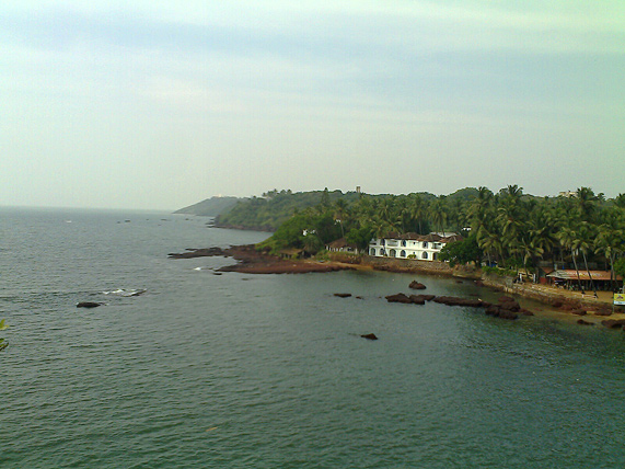 6-3-Calangute-Beach-Goa-India (571x428, 121Kb)