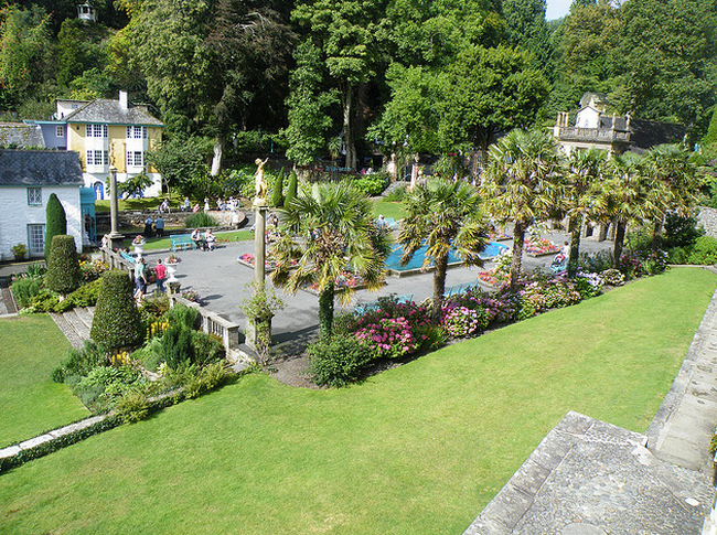 Portmeirion Gardens  Flickr - Photo Sharing! (650x485, 880Kb)