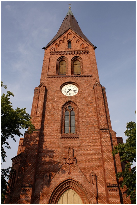 der-turm-kirche-rostock-warnemuende- (668x900, 187Kb)