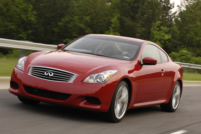 infiniti_g37_coupe_red (700x464, 252Kb)