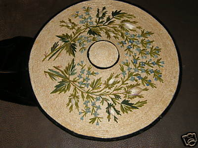 hat-embroidered-close-mid-1800 (400x300, 25Kb)