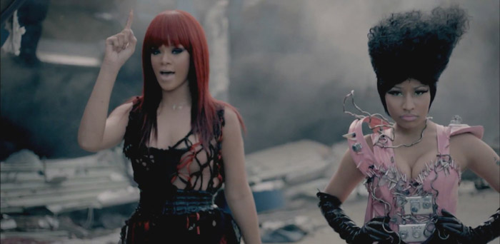 3069020_1314595988_nickiminajflyft_rihanna111506 (700x342, 56Kb)