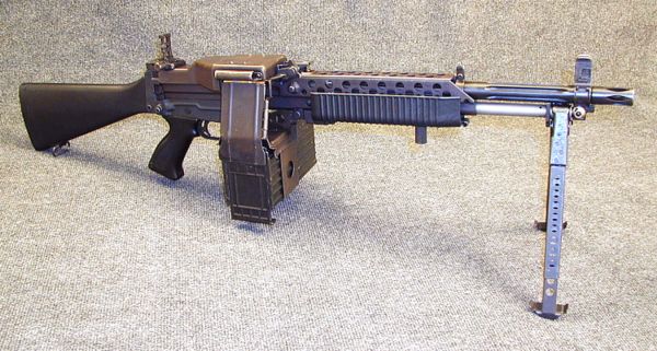 Stoner63lmg-2 (600x321, 59Kb)