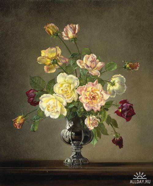 1315303781_roses-in-a-silver-vase (500x607, 41Kb)
