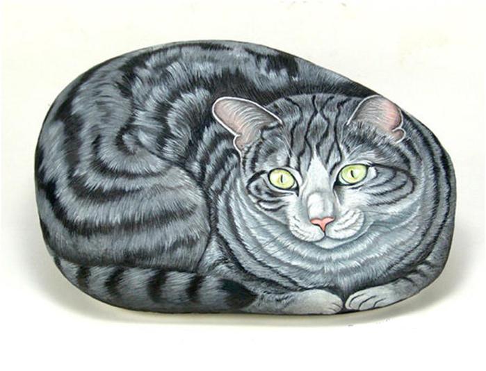Нарисовать кота на камне