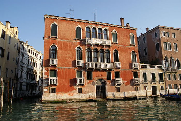 800px-Palazzo_Giustinian_Persico_(Venice) (700x469, 89Kb)