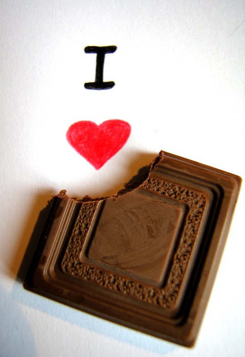 I_love_chocolate_by_ch3rrycreamshaken (480x700, 83Kb)