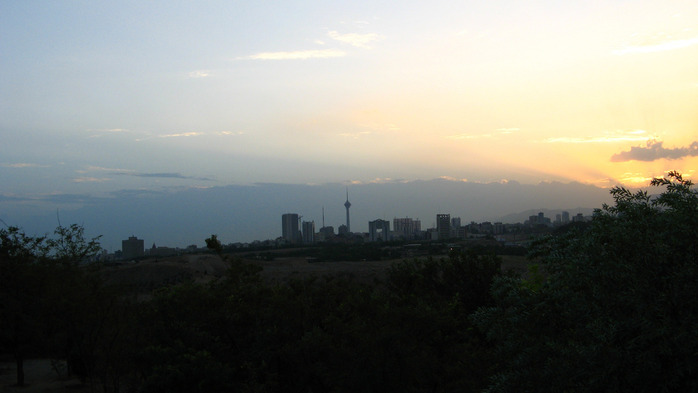 Tehran01 (700x393, 51Kb)