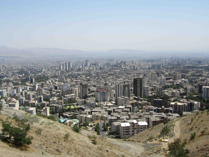 Tehran-TochalGondola-ClearViewUptownTehranSm (700x525, 150Kb)