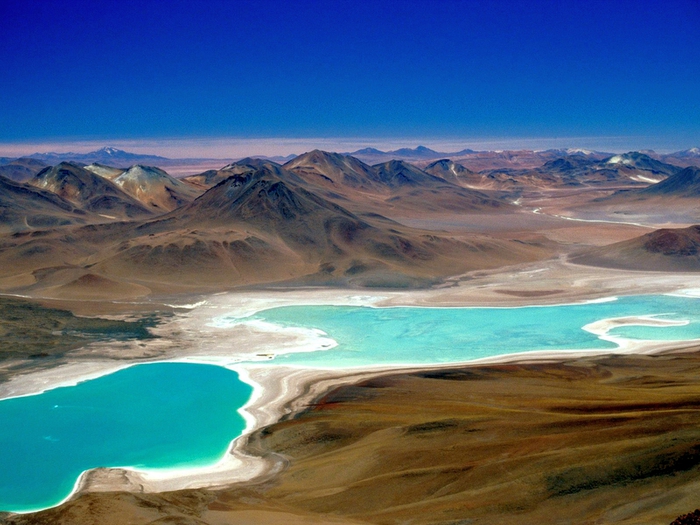 Laguna Verde Plateau,  Bolivia (700x525, 281Kb)