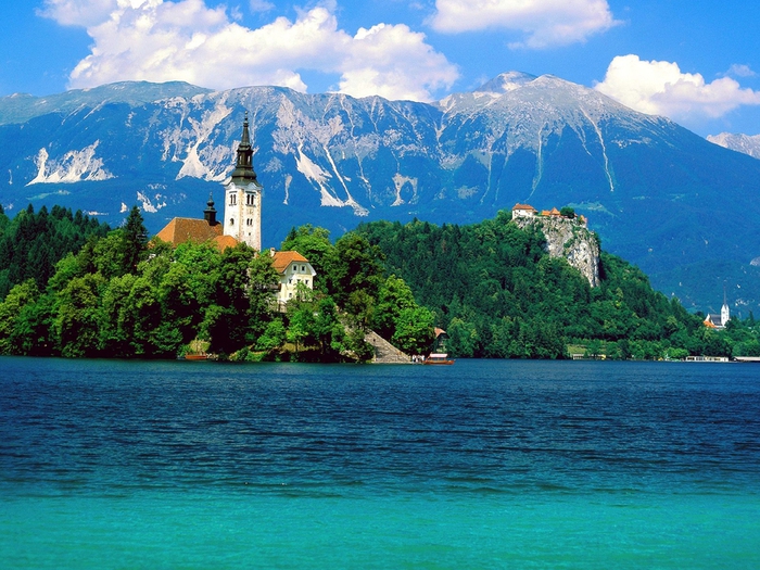 Lake Bled,  Slovenia (700x525, 351Kb)