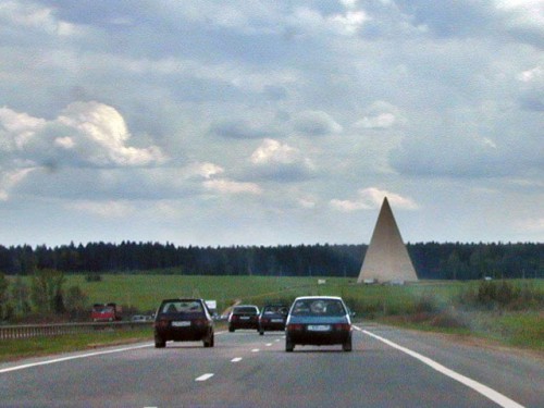 Pyramid-golod-500x375 (500x375, 44Kb)