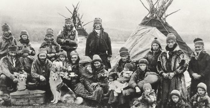 Nordic_Sami_people_Lavvu_1900-1920 (700x360, 53Kb)