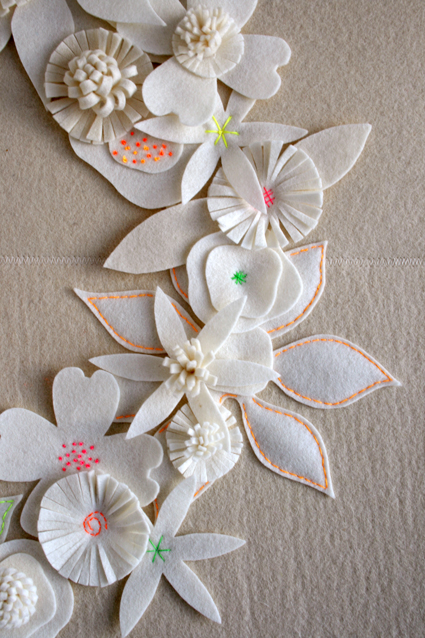 felt-flower-wreath-5-425 (425x638, 279Kb)