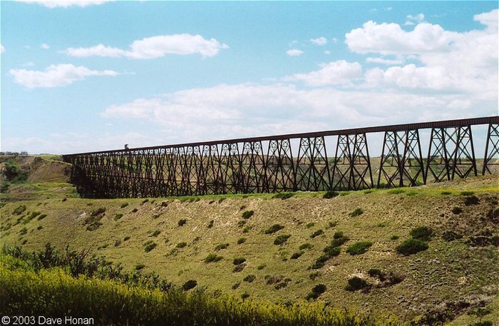 lethbridge-viaduct-lethbridge-ab-07-03-03-l (700x457, 97Kb)