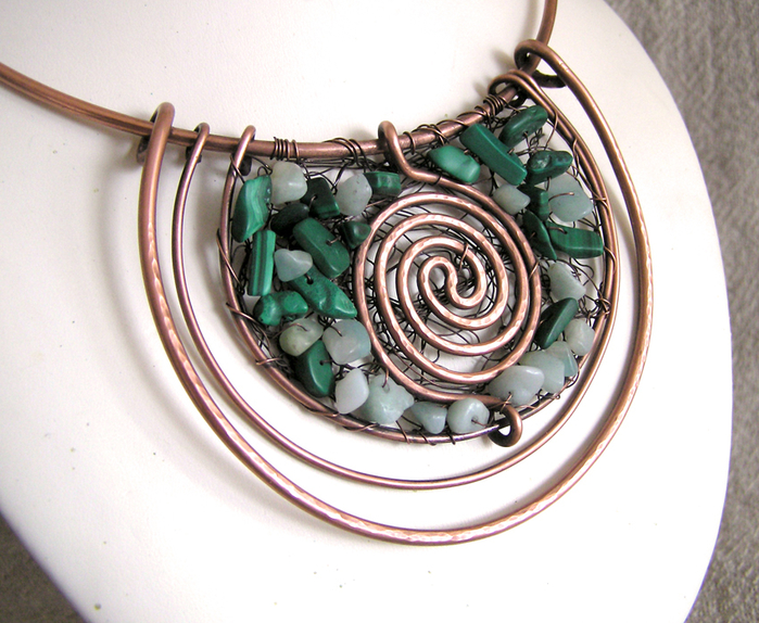 Aztec-Copper-wire-wrapped-necklace (700x574, 462Kb)