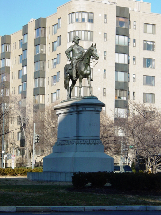 Statue_of_Winfield_Scott_by_Henry_Kirke_Brown_(Scott_Circle,_Washington_DC,_2006) (525x700, 463Kb)