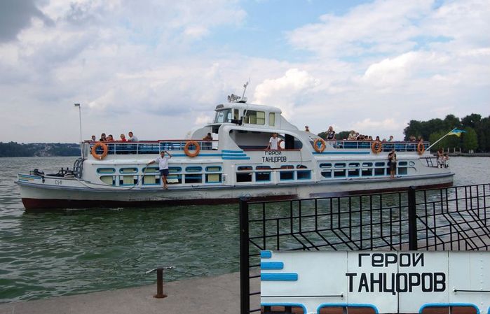 TantcorovGrigoriyVasil_Korabl_Ternopol (700x449, 57Kb)