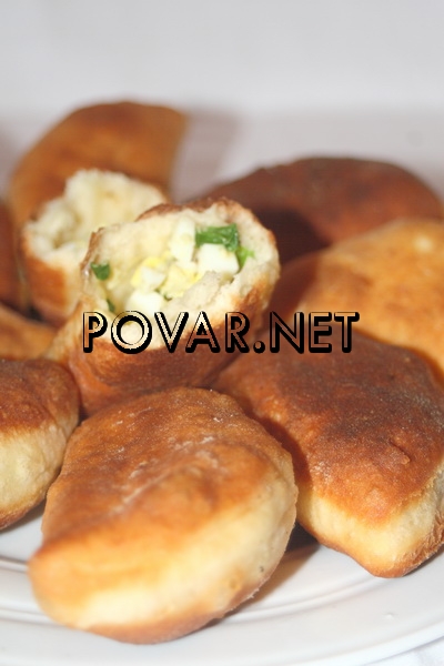 zharenye-pirozhki-s-jajcom-i-zelenym-lukom (400x600, 121Kb)