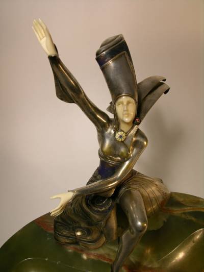 BRONZE AND IVORY DANCER (400x533, 24Kb)