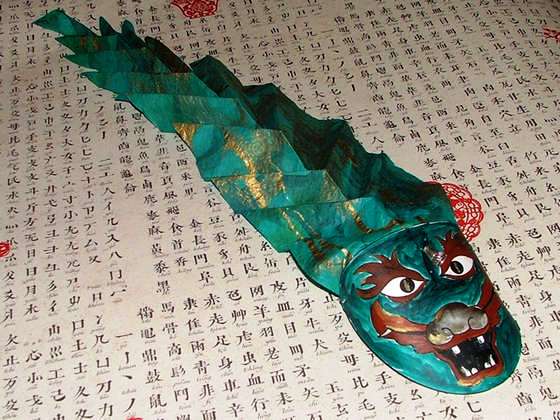 Chinese-Dragon-Pull-Toy (560x420, 51Kb)