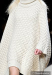  vyazanoe_poncho_isabel_marant_osen-zima_2011-2012 (490x700, 99Kb)