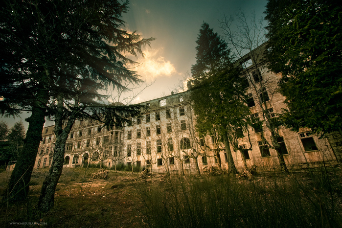 Sanatorium_by_jadden (700x466, 375Kb)
