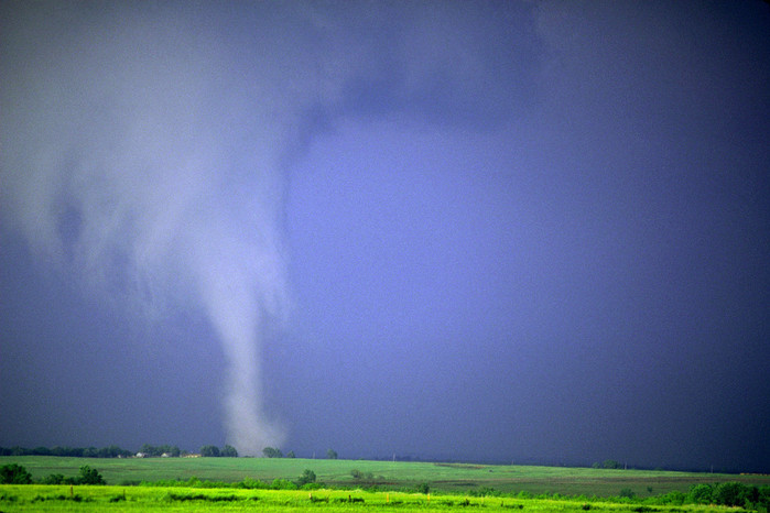 tornado_2[1] (700x466, 78Kb)