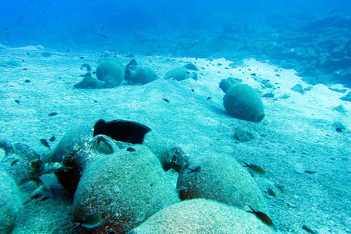 Дно черного моря без воды фото