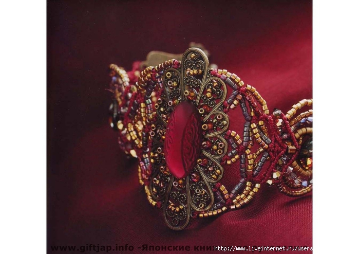 Micro-Macrame_de_la_dentelle_aux_bijoux_-_Marie_Le_Sueur__38 (700x494, 195Kb)