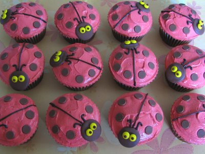 Ladybug+Cupcakes (400x300, 30Kb)