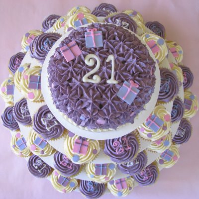 Purple+Present+21st+Cupcake+Tiers (400x400, 45Kb)