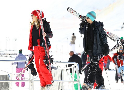 FP_8325333_HudsonKate_SkiDay_FP5_11_25 (475x345, 49Kb)