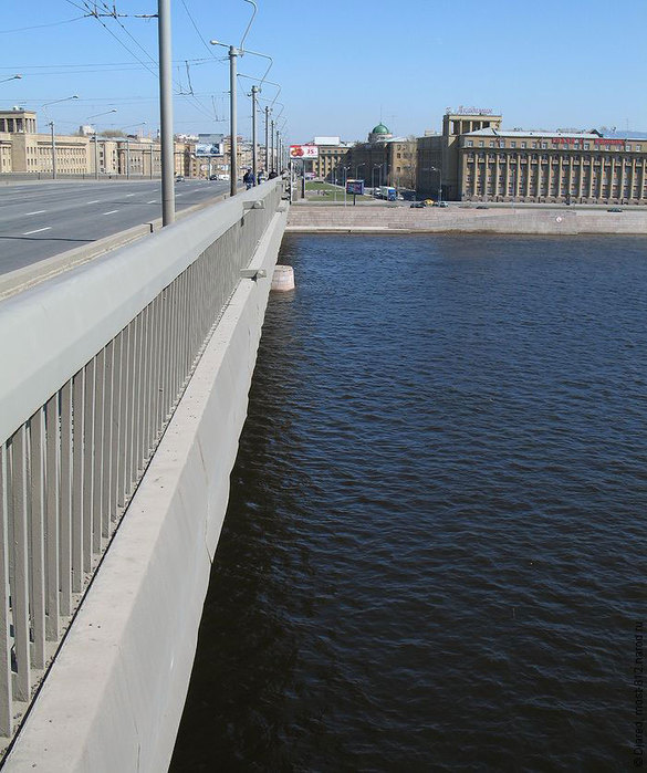 Фото разведенного моста александра невского