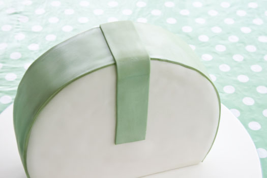 How-to-make-a-purse-cake-12 (525x350, 36Kb)