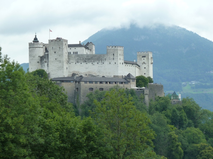 Salzburg%20Austria%201317590673(www_brodyaga_com) (700x525, 167Kb)
